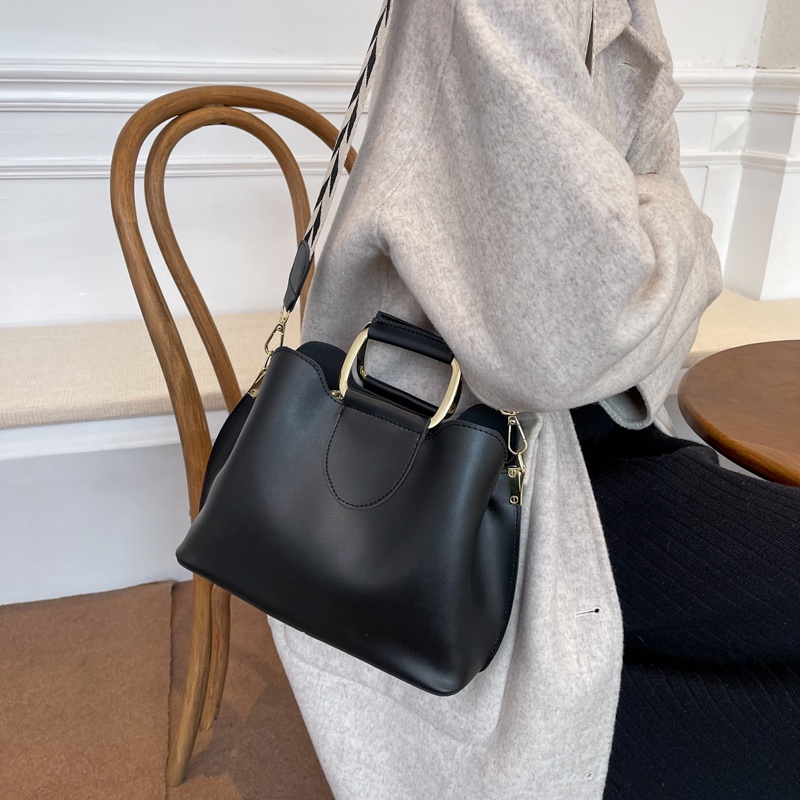 High Quality PU Leather Crossbody Bags 2022 New Winter Ladies Luxury