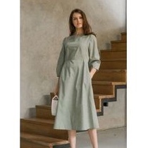 Maven THERESA DRESS ใน SAGE