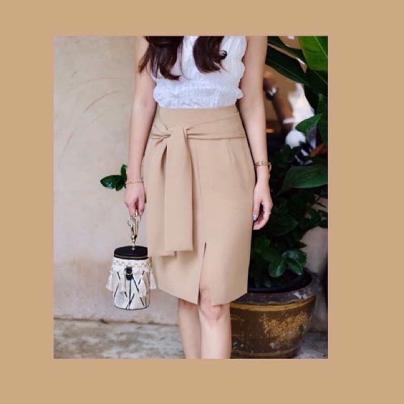 กระโปรงทำงาน Classy Brown skirt 🤎 wanas.me