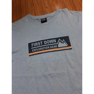 เสื้อยืดผ้าฝ้าย เสื้อ FIRST DOWN Size L มือ2