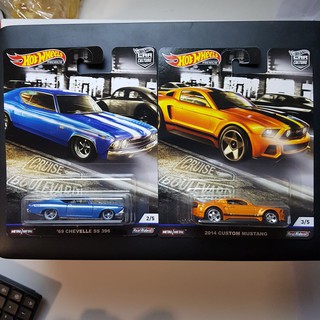 hotwheels ท้องเหล็กล้อยาง 2 คัน