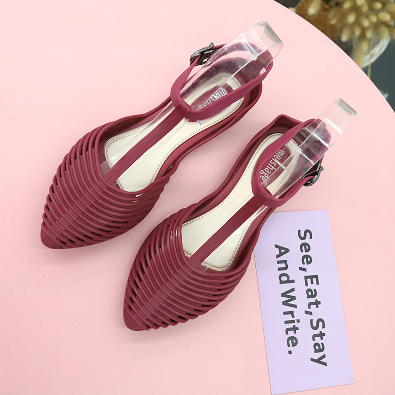 Sandals women's antiskid wear summer hollow shoes fashion versatile jelly shoes pointed plastic flat bottomed beach shoe
