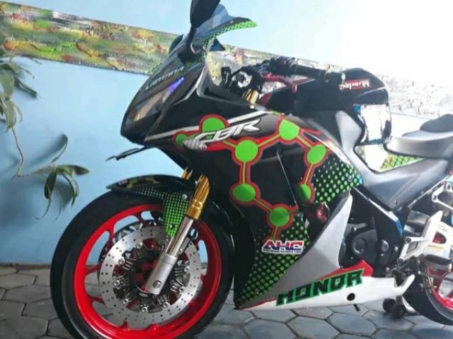 ฝาครอบshock USD CBR150R V4 (ฝาครอบเต็ม) - รูปที่ 3