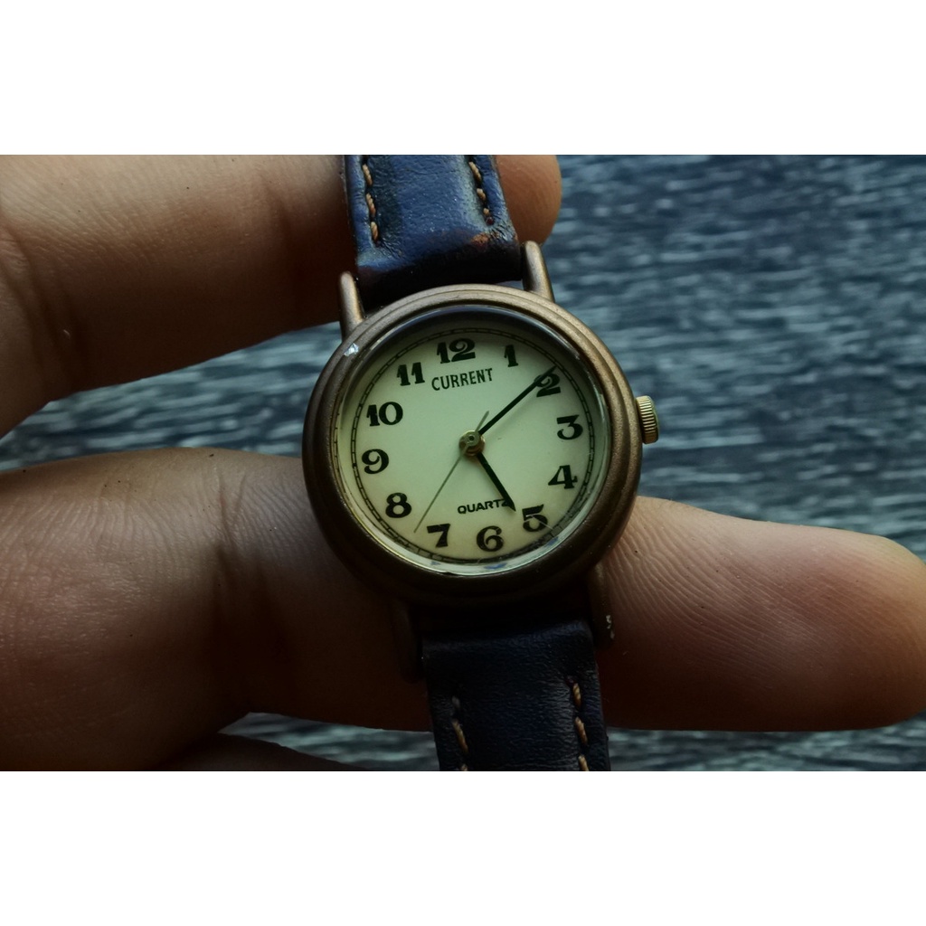 นาฬิกา Vintage มือสองญี่ปุ่น ALBA CURRENT V515 6410 ระบบ Quartz ผู้หญิง ทรงกลม หน้าทอง หน้าปัด 26mm