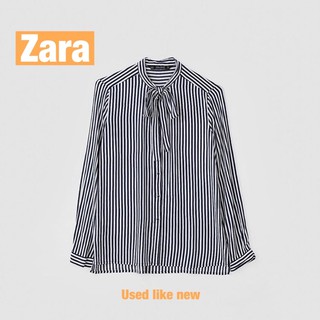 Zara เสื้อเชิ้ต Used like new