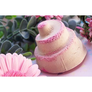 (ของใหม่) Lush Mrs Whippy Bubble Bar 90g