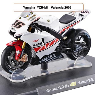 โมเดลรถมอเตอร์ไซค์  Yamaha VR-46 VALENCIA 2005 ทำจากเหล็ก สัดส่วน 1:18