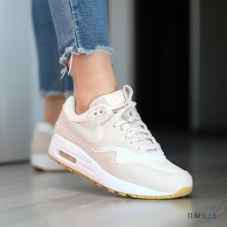 รองเท้าผ้าใบผู้หญิง Nike รุ่น Nike Wmns Air Max 1 ของแท้ !!!!