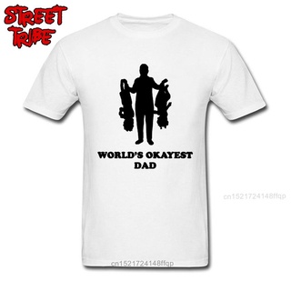 ใหม่ เสื้อยืดลําลอง แขนสั้น พิมพ์ลาย WorldS Okest Dad Father Day Aknkbk90Dcmnih50 สําหรับผู้ชาย ครอบครัว