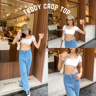 Teddy Crop top เสื้อครอปเว้าหน้าอก