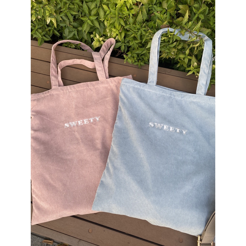 𝗖𝗼𝗿𝗱𝘂𝗿𝗼𝘆 𝗯𝗮𝗴 🧸กระเป๋าผ้าลูกฟูก  กระเป๋าผ้าลูกฟูกนุ่มๆ น่ารักมาก