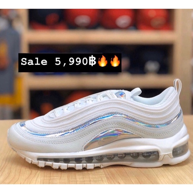 Preorder Nike Airmax 97 reflects