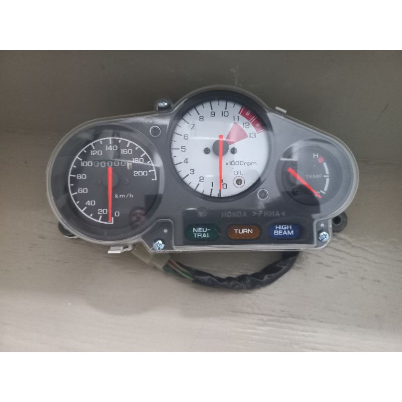 เรือนไมล์LS125ของแท้  สวยมาก