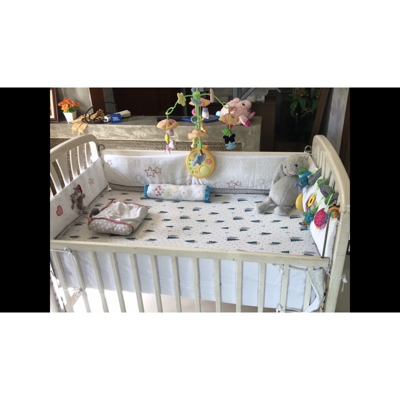 เตียงไม้สำหรับเด็กยี่ห้อkitso (รับเองที่บ้านเท่านั้น ไม่มีจัดส่ง)