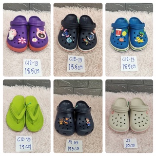 รองเท้า crocs เด็ก มือสอง สภาพ 90% งานสวย 12-21 เซน