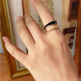 แหวนมินิมอลดำทอง Black and Gold Minimalist Cuff Ring