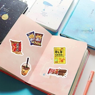 การ์ตูนขนมอาหารสติกเกอร์กันน้ํา 50 ชิ้นน่ารัก Graffiti สติกเกอร์ Pack สําหรับโทรศัพท์จักรยานรถจักรยานยนต์หมวกกันน็อคแล็ปท็อป Decal