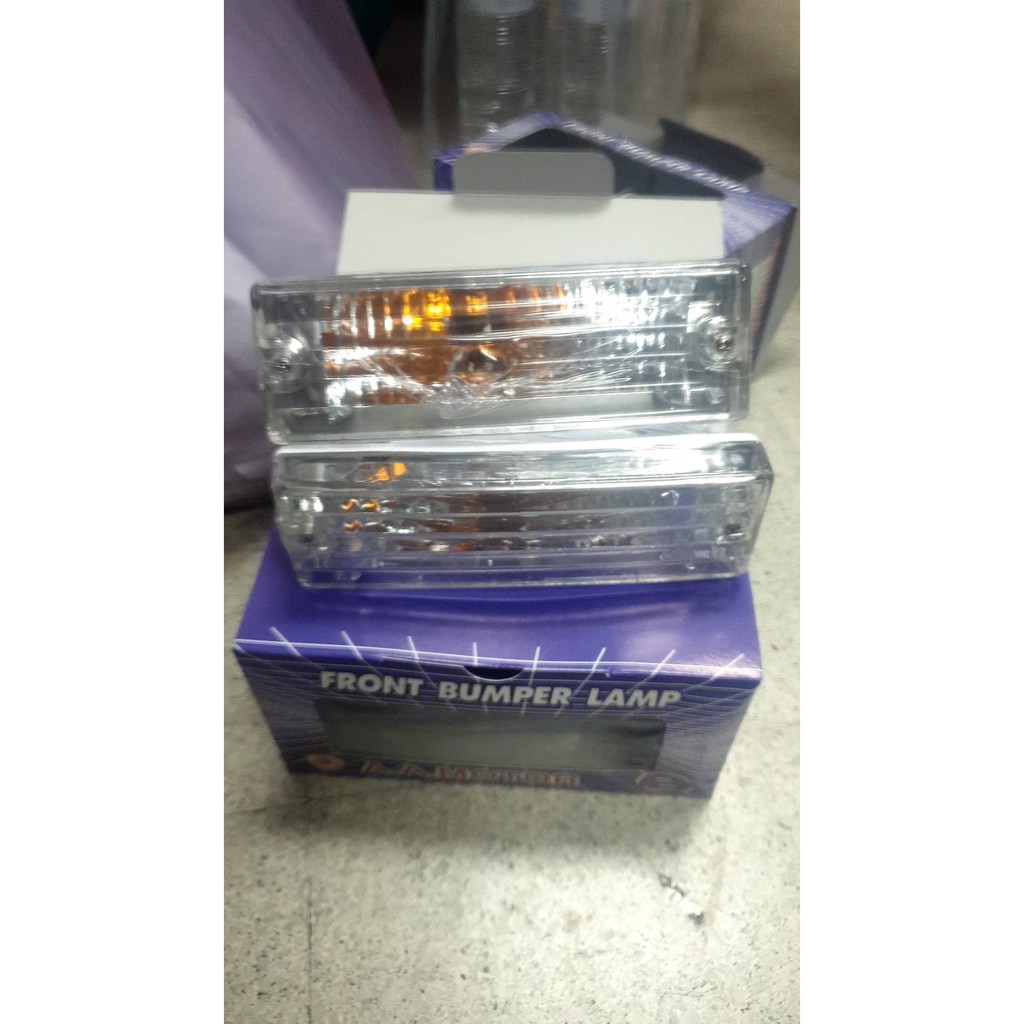 ไฟกันชน ไฟหรี่ในกันชน tfr 90 3สายเพชร