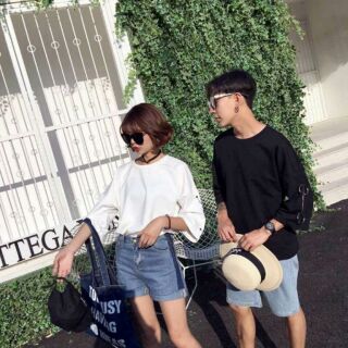 เสื้อยืด over size แขนสั้นแต่งห่วงที่แขน