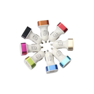 โปรโมชั่น : คุณภาพดี อะแดปเตอร์ที่ชาร์จโทรศัพท์ในรถยนต์ 3.1A Dual USB สําหรับโทรศัพท์ทุกรุ่น