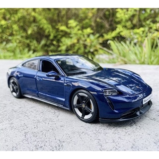 โมเดลรถเหล็ก Porsche Taycan Turbo S สเกล1:24รายละเอียดสวยประตูข้างฝากระโปรงหน้าเปิดปิดได้เป็นงานโมเดลสำหรับตั้งโชว์