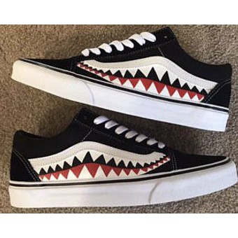 Old มีโค้ดลด 200 Shark Babe Vans X Skool ส่งEMS