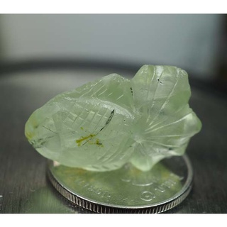 พรีไนท์ ( Prehnite Quartz) 16.10 กะรัตแกะสลักปลา (9139)