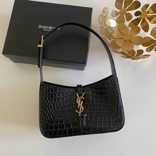 พร้อมส่ง! saint ysl hobo smooth สะพายข้างวินเทจเรียบหรู