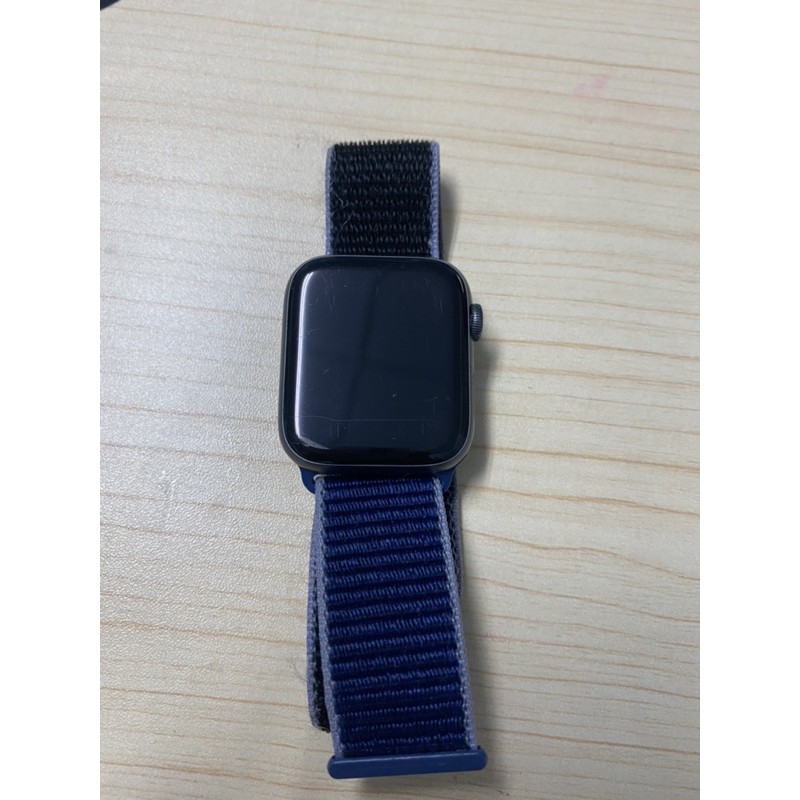 Apple Watch Series 4 GPS Aluminum 44mm (4th gen) มือสอง