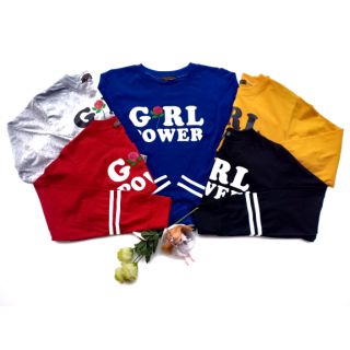 เสื้อยืดแฟชั่นเอวลอยแถบแขน