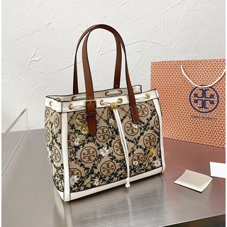 2022 New design🍒💯 Tory Burch กระเป๋าเป้สะพายหลังสําหรับสตรี กระเป๋าสะพายกระเป๋า messenger กระเป๋าถือกระเป๋าช้อปปิ้ง