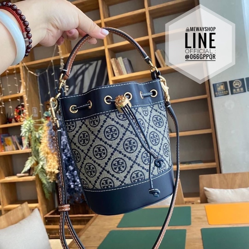 แท้ % Tory Burch T Monogram jacquard mini bucket bag(outlet shop)