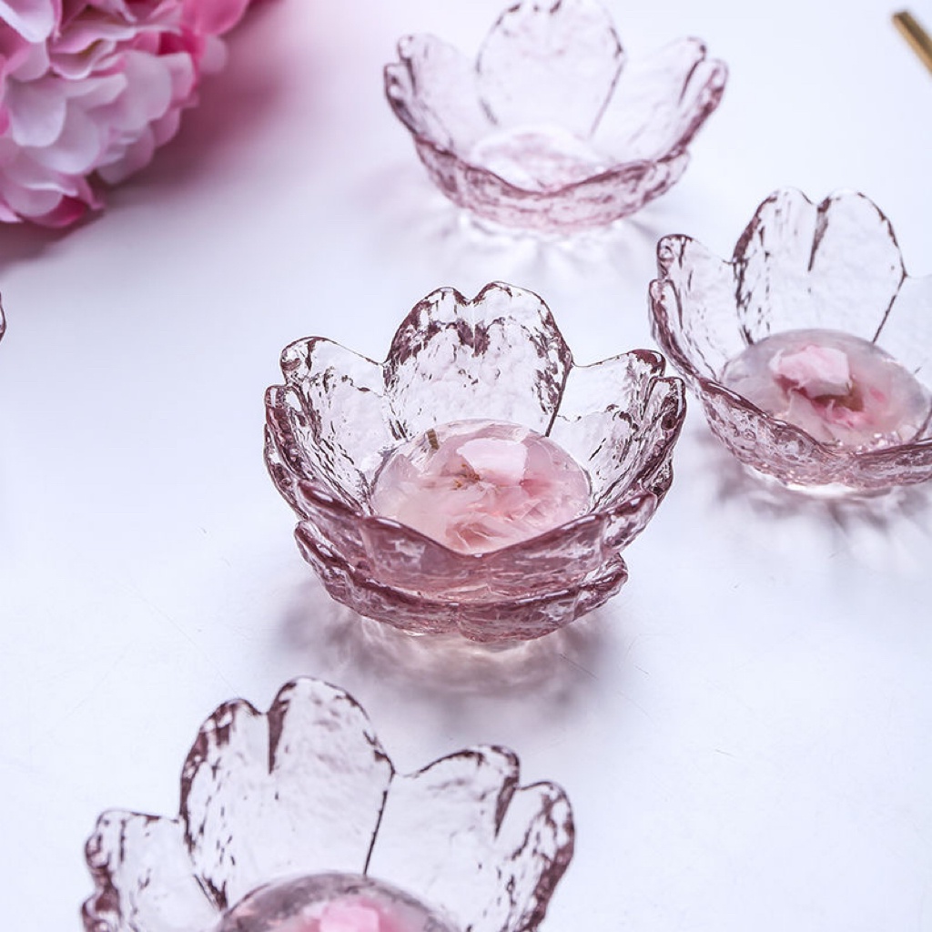 【ฟรี 1 ช้อนซากุระ】จานแก้วซากุระสีชมพูญี่ปุ่น ( 2 แพ็ค 4 แพ็ค 6 แพ็ค)