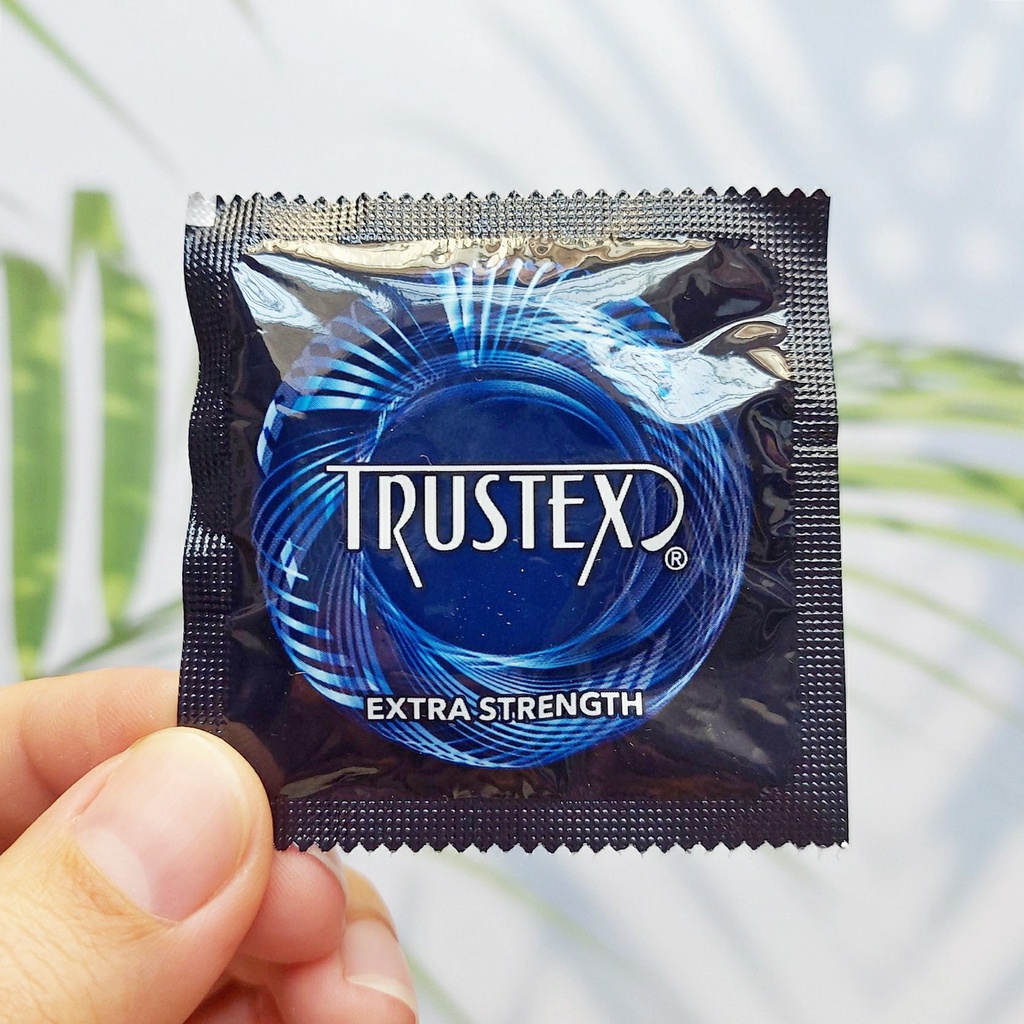 ถุงยางอนามัย ลาเท็กซ์ Extra Strength Lubricated Condoms 5, 10 หรือ Or 20 Pieces (Trustex®)