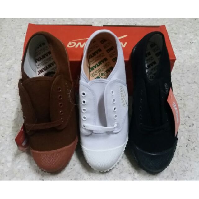 พร้อมส่ง！！ รองเท้าผ้าใบนันยาง Nanyang