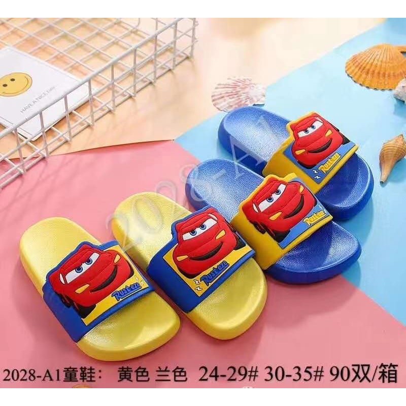 รองเท้าแตะ Mc Queen Slop นําเข้าระดับพรีเมียมล่าสุด