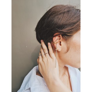 Ear cuff : basic gold stud ear cuff  เครื่องประดับแฟชั่น