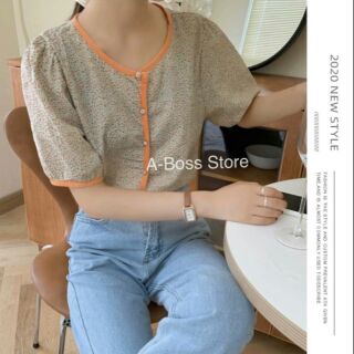 เสื้อStyle คอจีน ลายผ้าดอกไม้เล็กๆช่วงไหล่จับจีบ