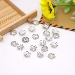 200 ชิ้น / แพ็ค ลูกปัดโลหะ ฝาดอกไม้ DIY อุปกรณ์เครื่องประดับ