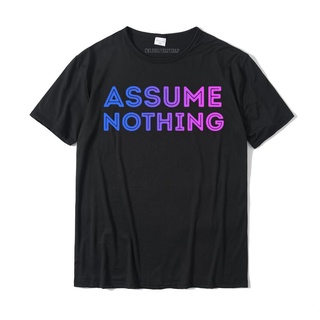 เสื้อยืดผ้าฝ้ายพิมพ์ลายขายดี เสื้อยืดผ้าฝ้าย พิมพ์ลายธง Assume Nothing Bisexual Flag Pride Bi Equality สําหรับผู้ชาย