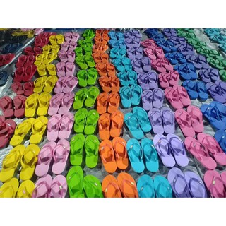 Sale !!! รองเท้าแตะ รองเท้าแตะหูหนีบ หลากสี สีสันสดใสสุด ๆ ใส่แล้วสวย พื้นนุ่มมาก ๆ ๆ เบาสบาย ไม่ลื่น รองเท้าแตะราคาถูก