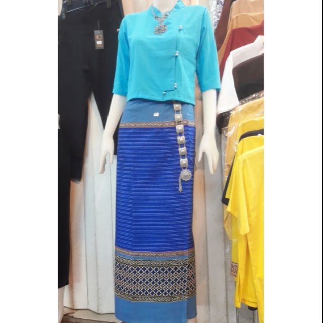 รายการ 102+ ภาพพื้นหลัง เสื้อผ้า แฟชั่น เชียงใหม่ ขายส่ง ราคา ถูก คมชัด