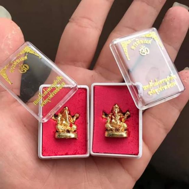 พระพิฆเนส รุ่นเศรษฐีรวยพันร้าน ปลุกเสกพิธีเสาร์5 พร้อมตลับ