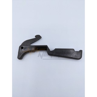 04698 L14 THROTTLE INTERLOCK ARM 8800 SP