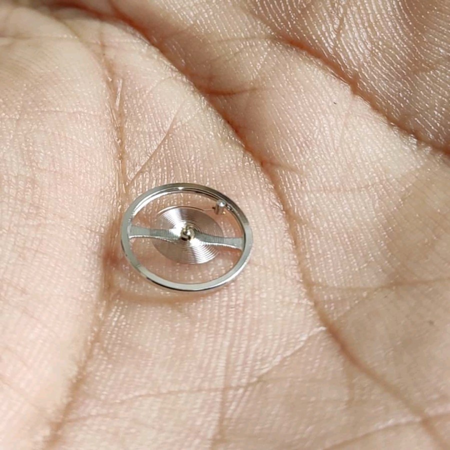 MESIN Seiko Hair Spring 7009 3180 Balance 7009 3180 Wheel Spring Seiko 7009 3180 Machine