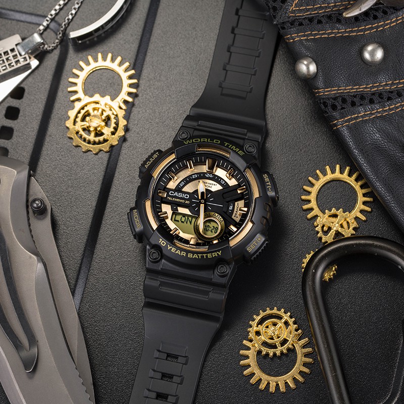 นาฬิกาคาสิโอ Casio นาฬิกาข้อมือผู้ชายและผู้หญิงหัวใจสีเข้มของนักเรียนพลังงานแสงอาทิตย์นาฬิกาอิเล็กทรอนิกส์ AEQ110BW AQ
