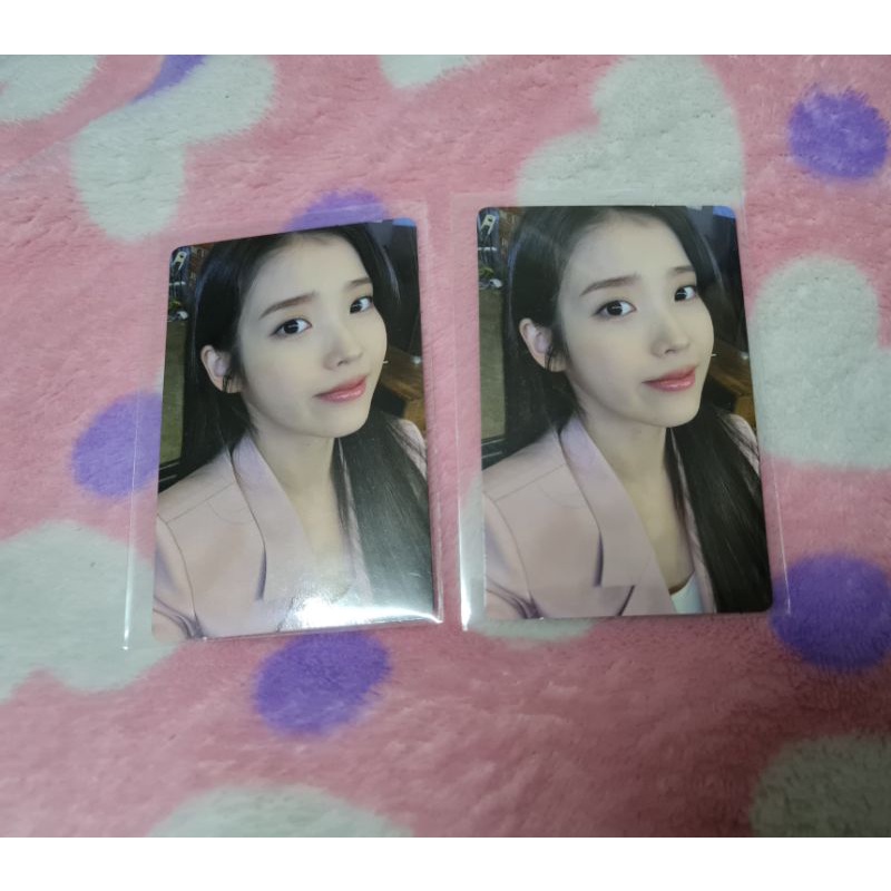 IU photocard เสื้อสูทชมพู