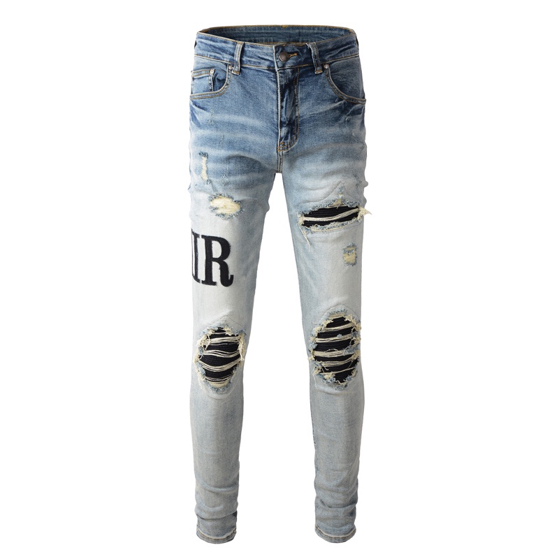 amiri กางเกงยีนส์ผู้ชายย้อนยุคใหม่สีฟ้าอ่อน ripped patch ปักตัวอักษร street style ราคา ถูกที่สุด ดีลบีเคเค