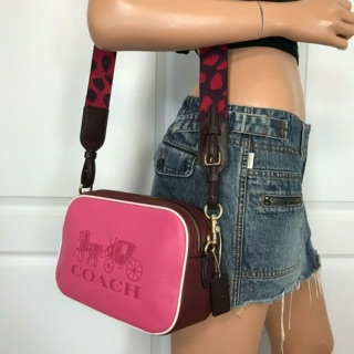 กระเป๋า COACH F72704 JES CROSSBODY