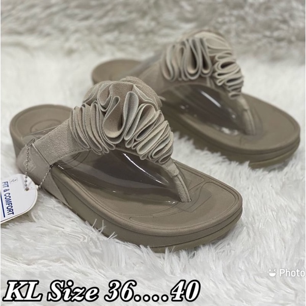 รองเท้า fitflop ผู้หญิง รองเท้าแตะเพื่อสุขภาพ ใส่สบายเท้า ลดราคา